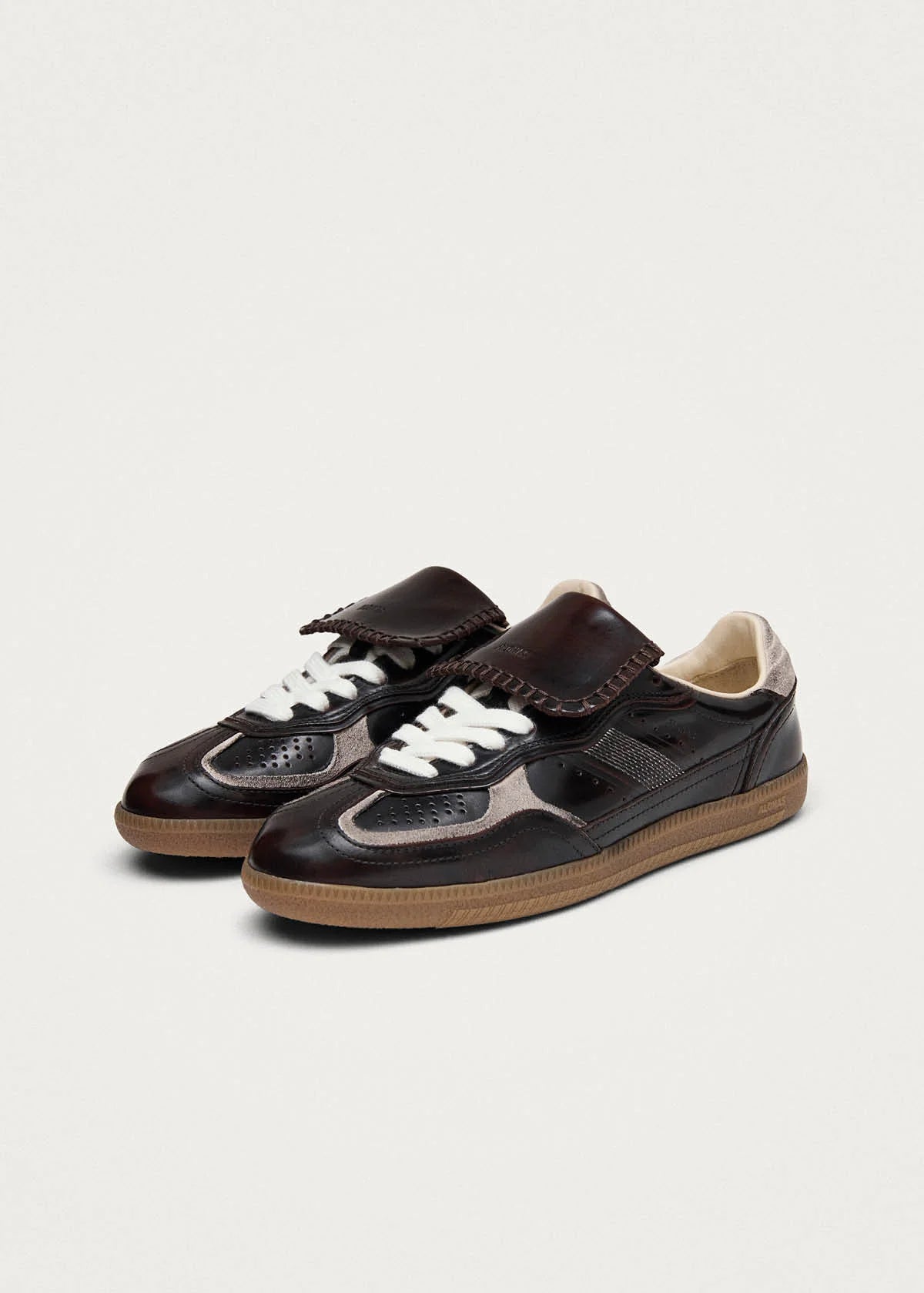 ALOHAS 490 Club Brushed Dark Chocolate Leather