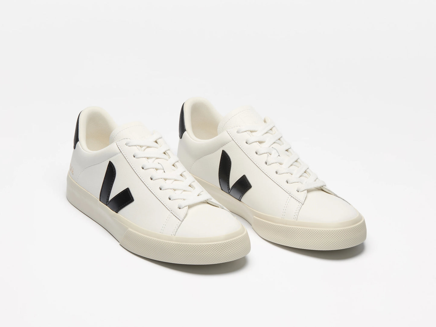 Veja Womens Campo- Extra White Black