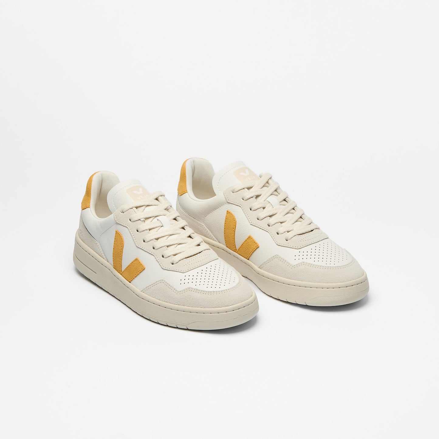 Veja Mens V90 O.T. Leather- White Safran