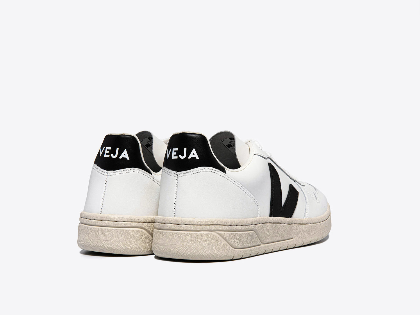 Veja Mens V10 Leather - White Black